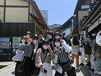 2-7食べ歩き.JPG