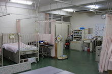 施設案内　保健室.jpg