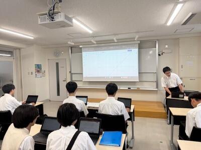 発表3.jpg