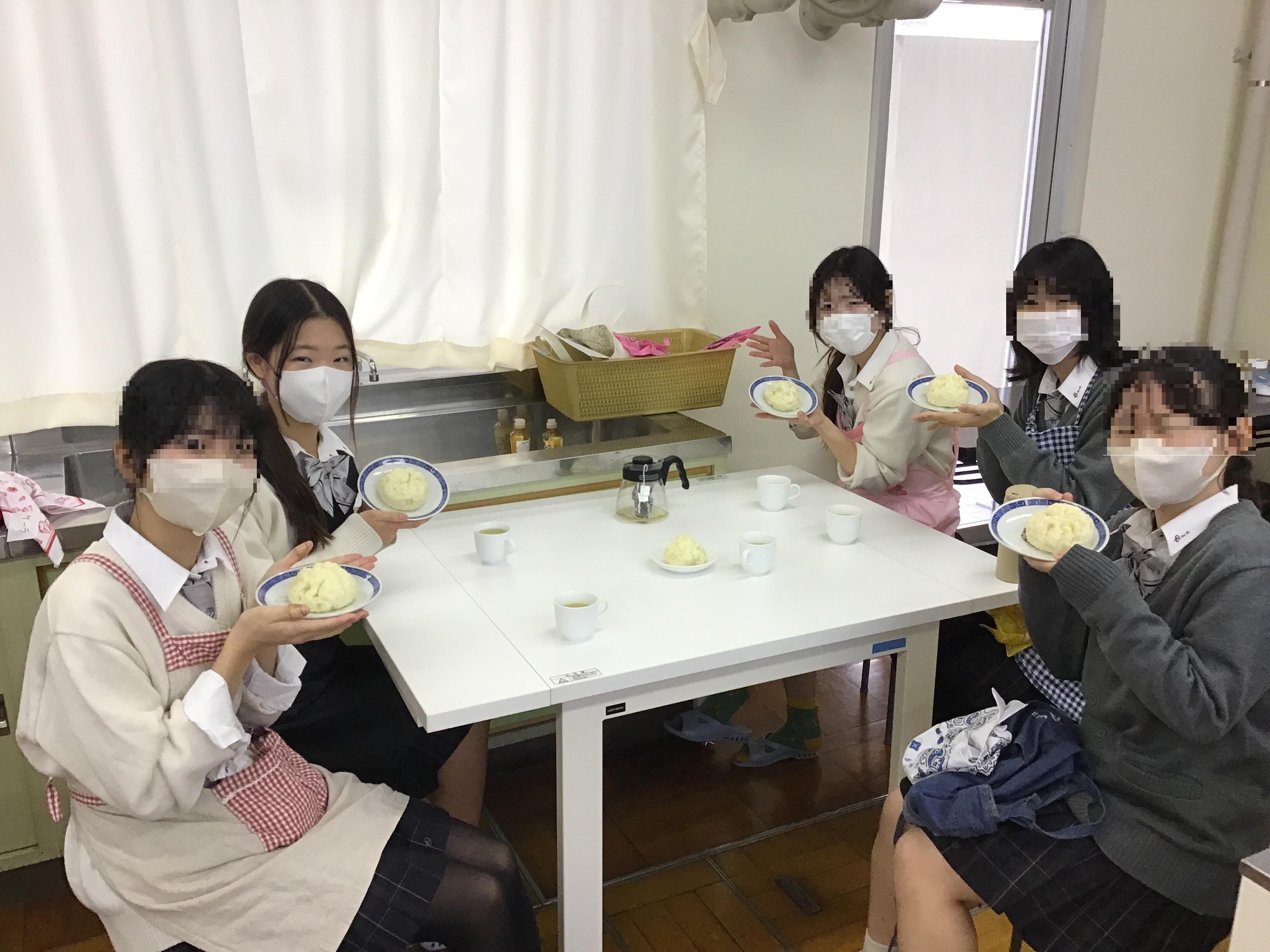 13. Nikuman.JPG