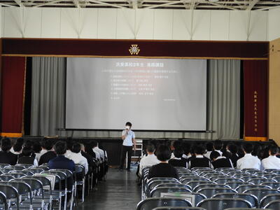 DSCN7999.JPG