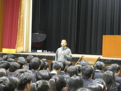 始業３