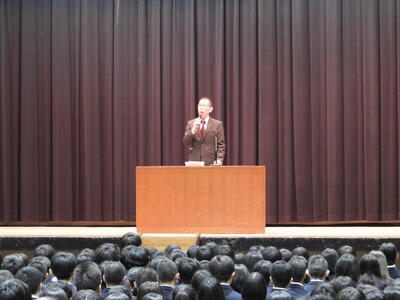校長講話.JPG