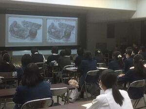 10月デッサン講評会②.JPG