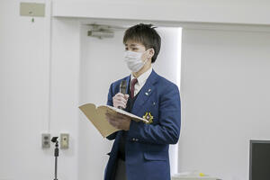 P1103680-EE.jpg