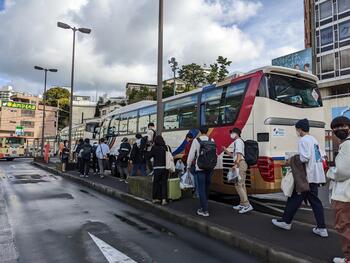 02bus.jpg