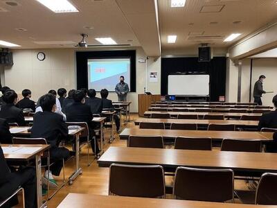 機械科　課題研究発表会③.jpg