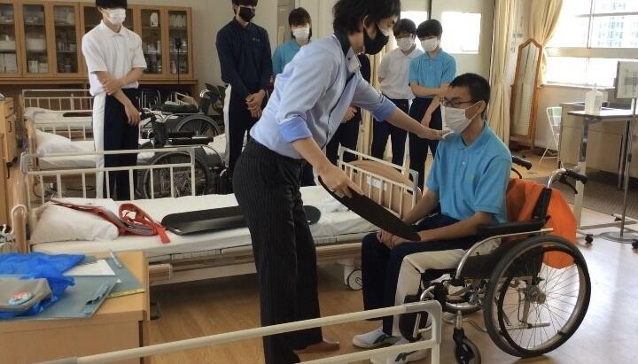 介護技術.jpg