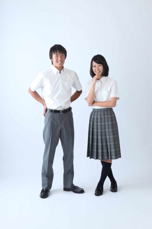 交野高校夏服.png