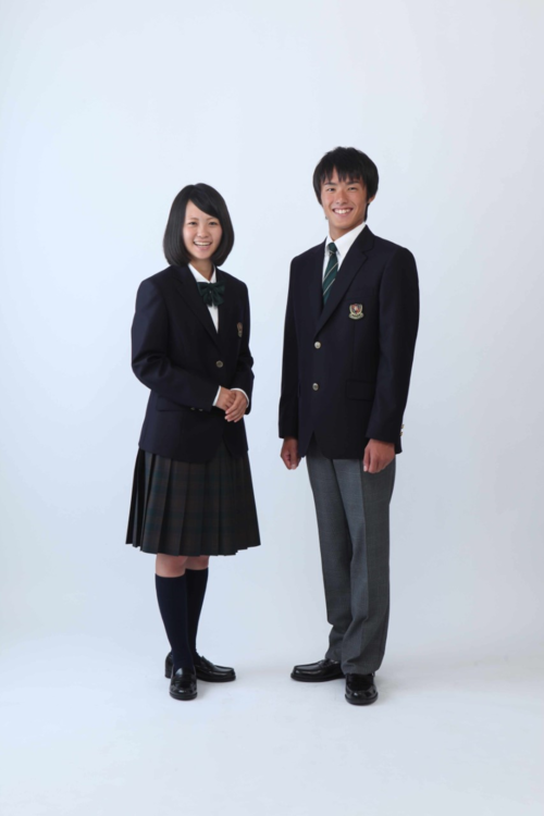 交野高校冬服.png