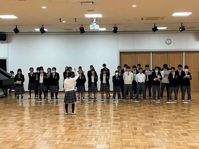 １２／１　合唱練習３－Ｂ.jpg