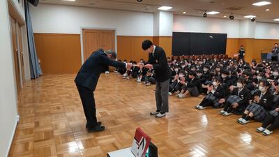 １２／２２　生徒集会１.jpg