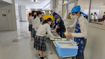 ４／２３　給食４.jpg