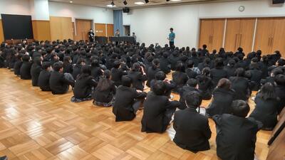 １２／２２　生徒集会３.jpg