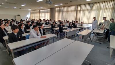11/1 キャリア教育2.jpg