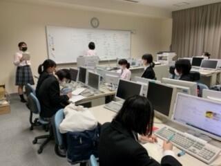 社会科部の様子.jpg