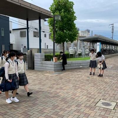 ９／２９　あいさつ運動１－２.jpg