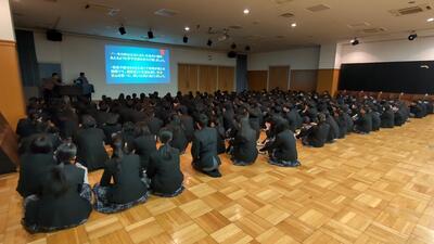 １２／２２　生徒集会４.jpg
