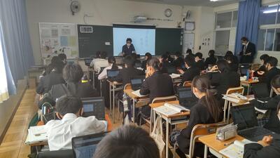 １１／１０　１限国語１.JPG