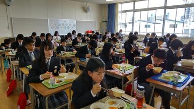 ４／１１　給食Ｂ２.jpg