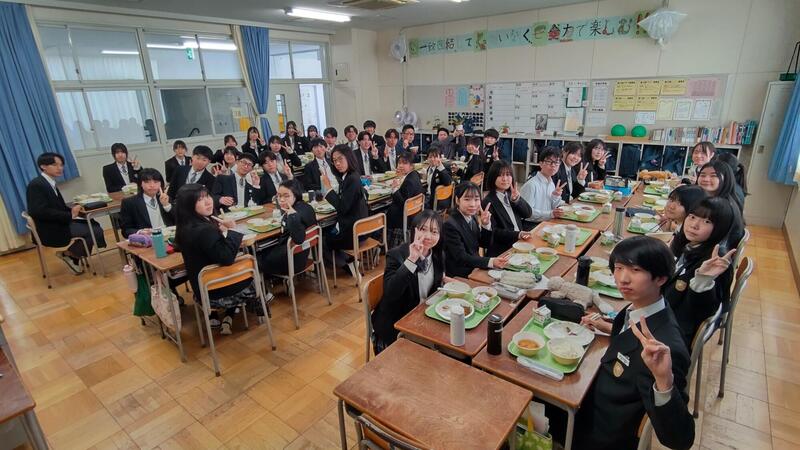 ３／１０　給食３Ｂ－６.JPG
