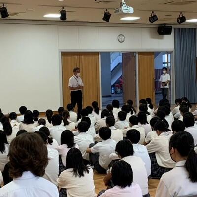 １０／３　生徒集会１－１.jpg