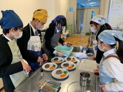 ２４／１／２６　１Ｂ調理実習３.jpg