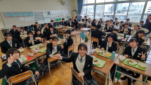 ３／３　給食３Ａ－２.jpg