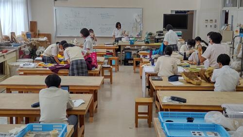 ９／２８　芸術３年.jpg