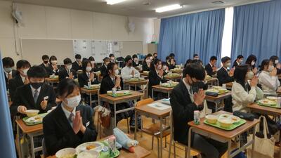 ４／１３　給食Ｂ２.jpg
