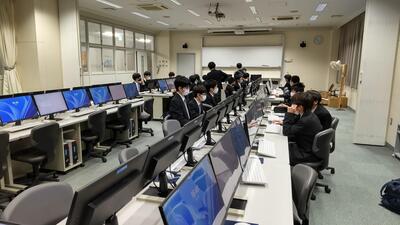 ４／２５　数学研究部１.jpg
