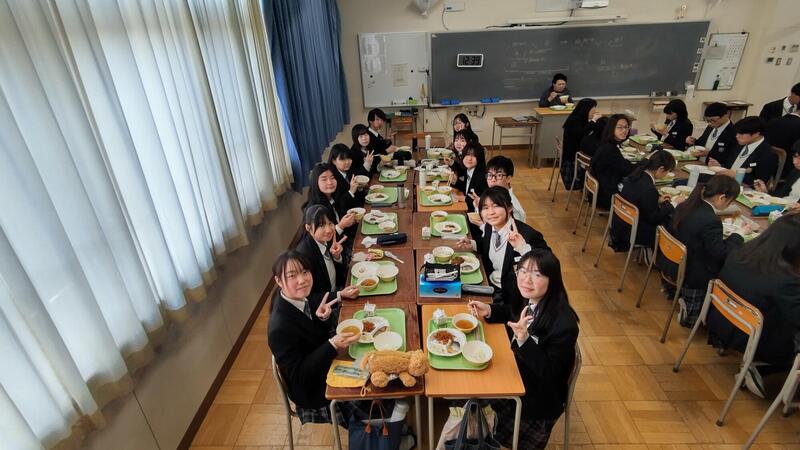 ３／１０　給食３Ｂ－５.JPG