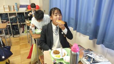 １１／１５給食４.JPG