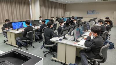 ４／２５　数学研究部２.jpg