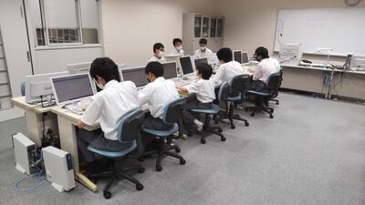 ５／２５　数学研究部１－２.JPG