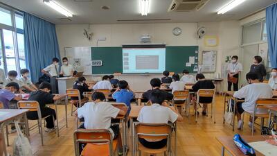 ７／１６数学研究部の様子１－１.JPG