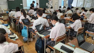 ６／１６生徒一人１台利用１－２.jpg