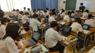 ６／１６生徒一人１台利用１－１.jpg