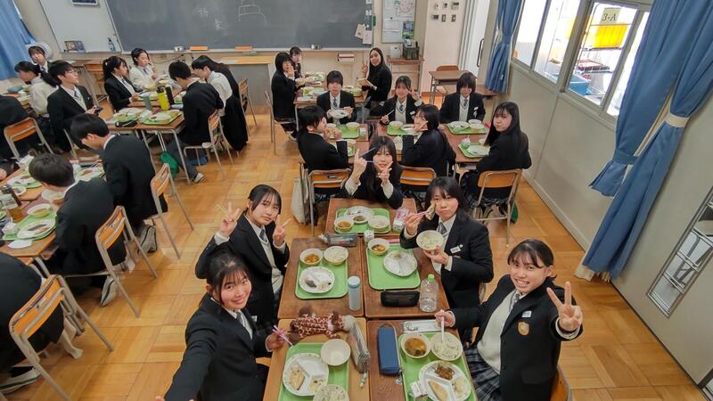 ３／１０　給食３Ａ－３.JPG