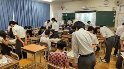 ７／１６科学部の様子１－１.JPG