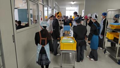 ４／１１　給食Ｂ１.jpg