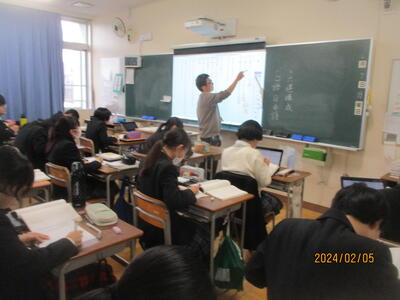 ２／５坂田先生２ (1).JPG