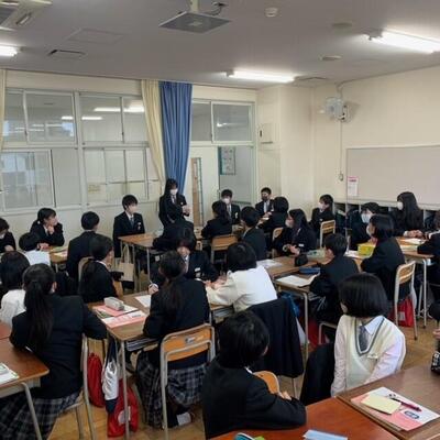 ４／１２　１年社会科.jpg