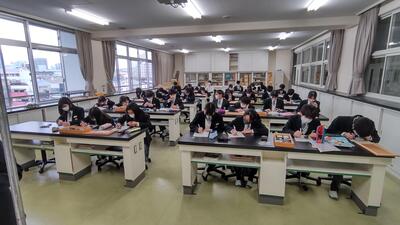 ２／１　理科実験２.JPG