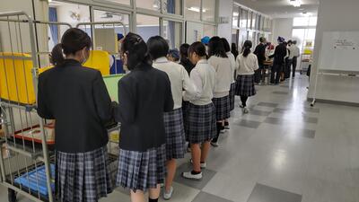 ４／２３　給食２.jpg