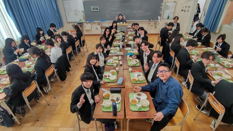 ３／１０　給食３Ｂ－４.JPG