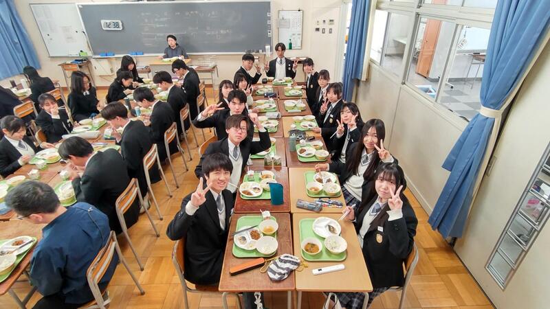 ３／１０　給食３Ｂ－３.JPG
