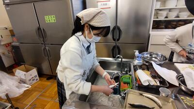 １２／１２　調理実習１Ａ－２.jpg