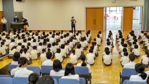 ７／２０　生徒集会１－２.JPG