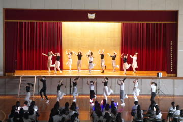 dance1.jpg